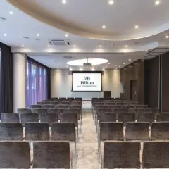 Hilton St. Petersburg ExpoForum — Конференц-зал 1+2