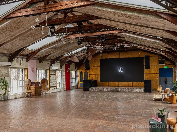 LOFT HALL #4 — Banksy Hall — лофт в Москве, фото 4