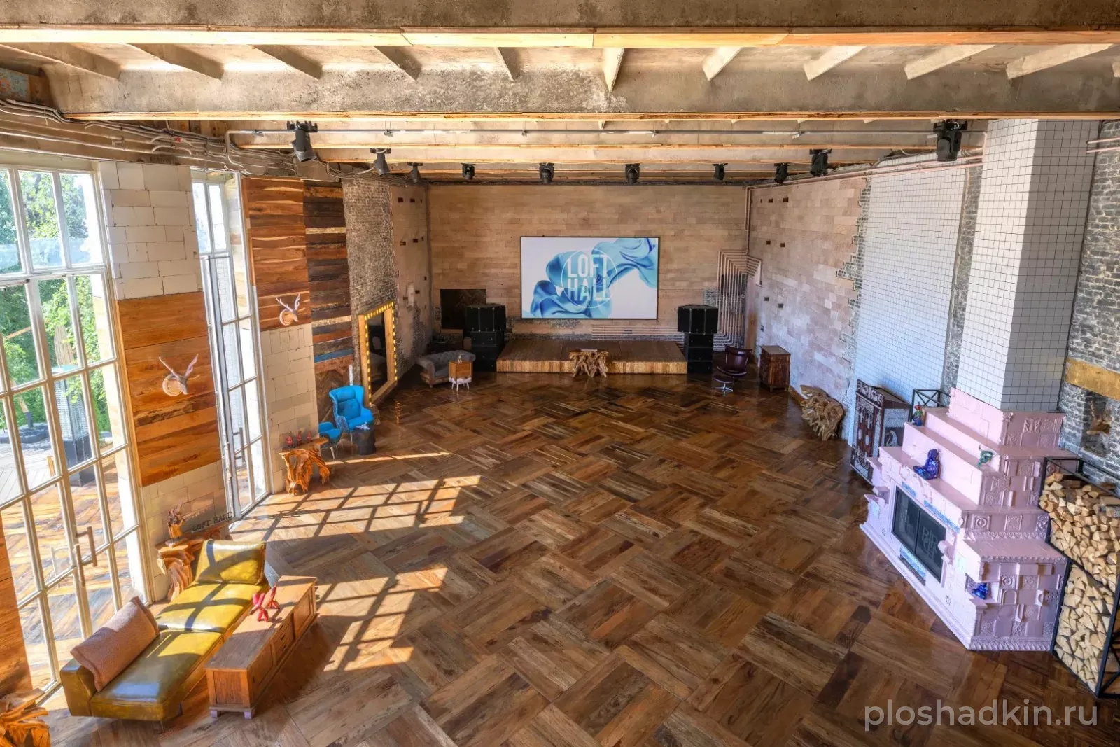 LOFT HALL THE BIRCH — Mango House — загородная площадка в Москве