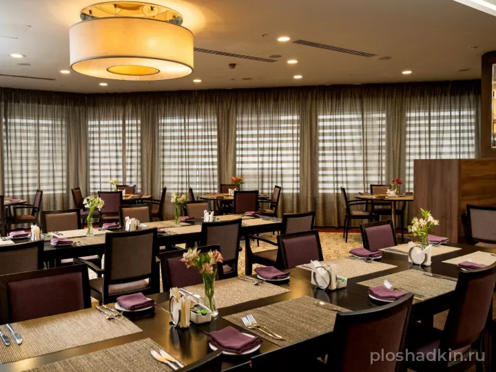 DoubleTree by Hilton — ресторан Emerald — банкетный зал в Тюмени, фото 3