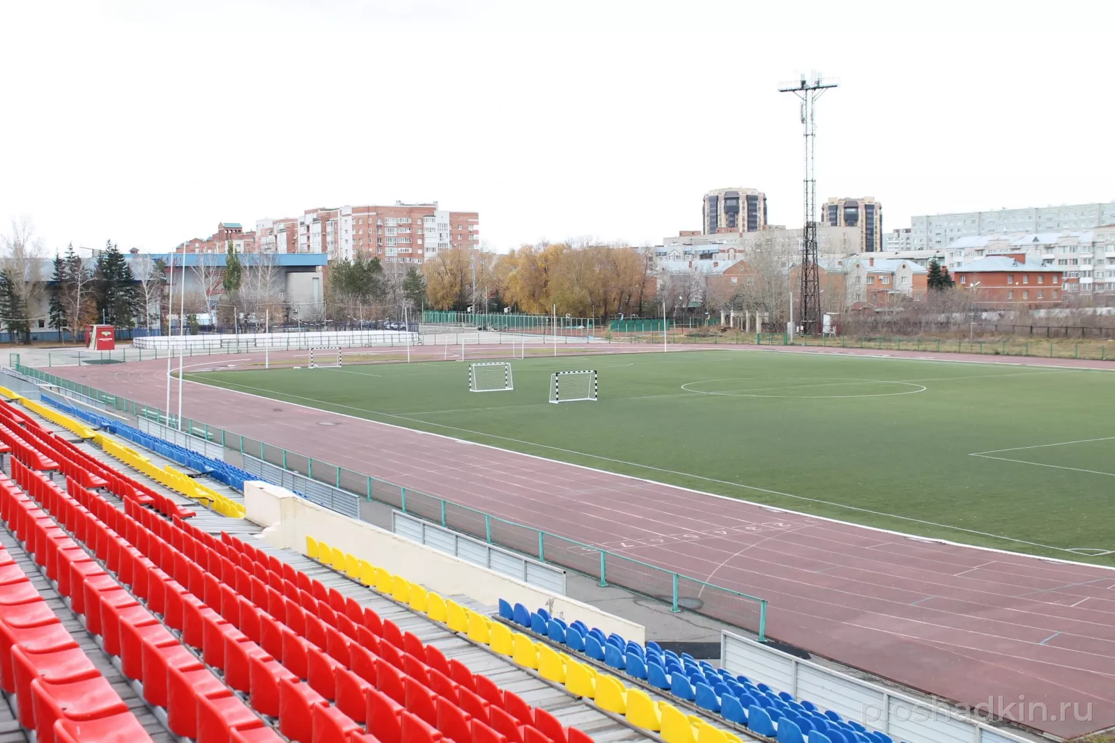 ФОК «Авангард» — стадион и спортпавильон — спортивная площадка в Омске