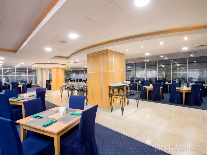 Novotel Москва Центр — Ресторан Côté Azur — зал в отеле в Москве, фото 6