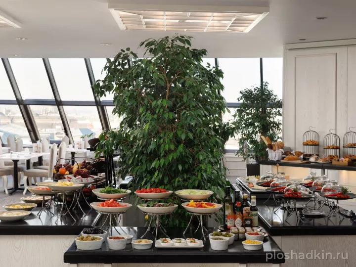 The St. Regis Москва Никольская — Зал «Руфтоп» — зал в отеле в Москве, фото 8