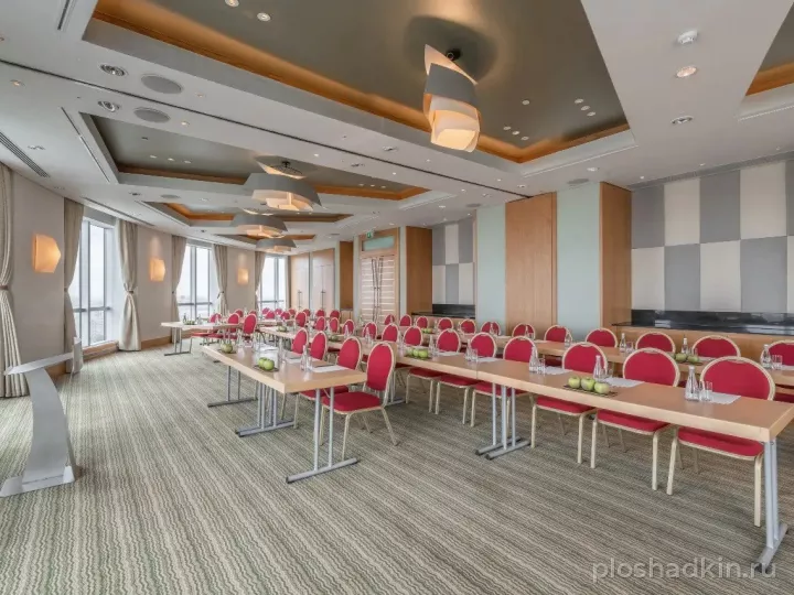 Swissôtel Красные Холмы Москва — Зал «Давос» — зал в отеле в Москве, фото 7