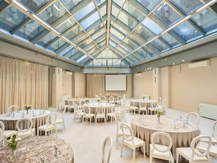 River Palace Hotel — Зал «Атриум» — зал в отеле в Санкт-Петербурге, фото 4