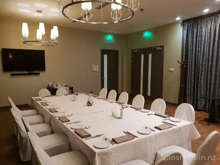 DoubleTree by Hilton — Каминный зал — банкетный зал в Тюмени, фото 4