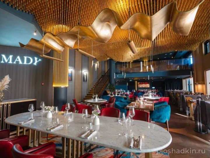 Mady & Madison Event Hall — банкетный зал в Москве