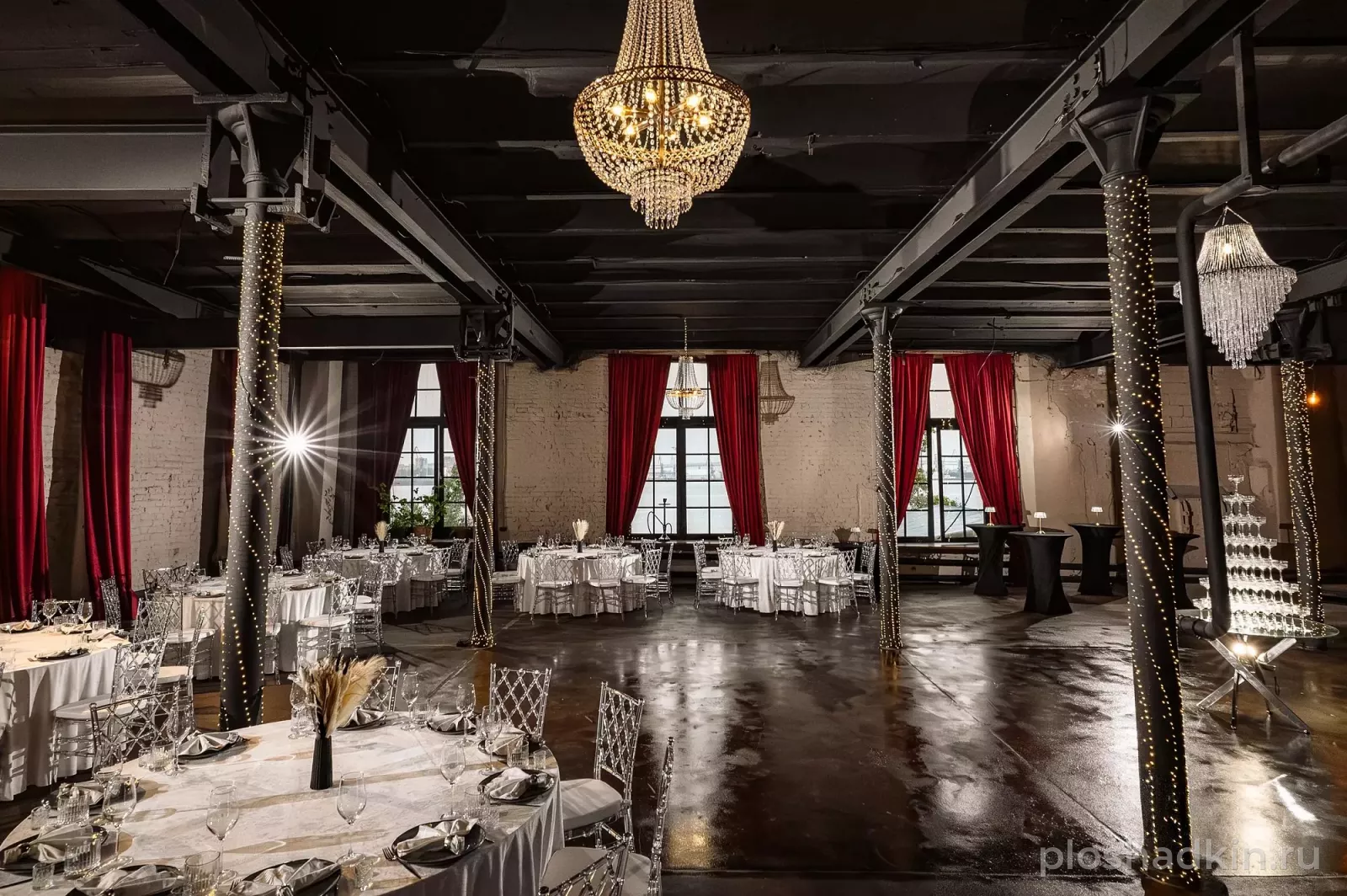 Fursa Loft — банкетный зал в Санкт-Петербурге