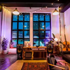 Exit Loft — Room 404