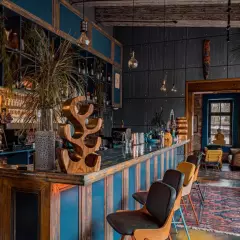 LOFT HALL #5 — Contrabanda