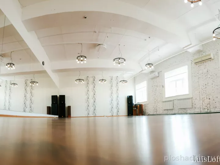 Luis Loft — Бозе — зал в Москве