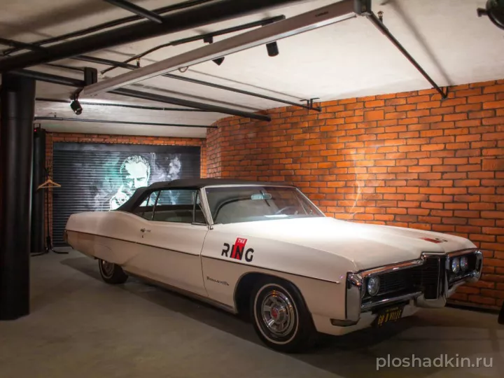 THE RING OF FUN — LOFT с ретро-автомобилем — лофт в Москве