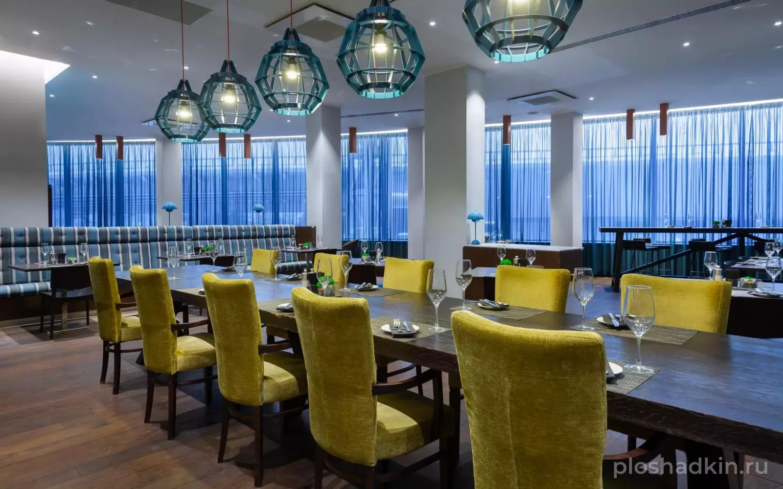 Cosmos Selection Москва Шереметьево Аэропорт (бывший Sheraton Шереметьево) — Ресторан «Стратосфера» — зал в отеле в Москве
