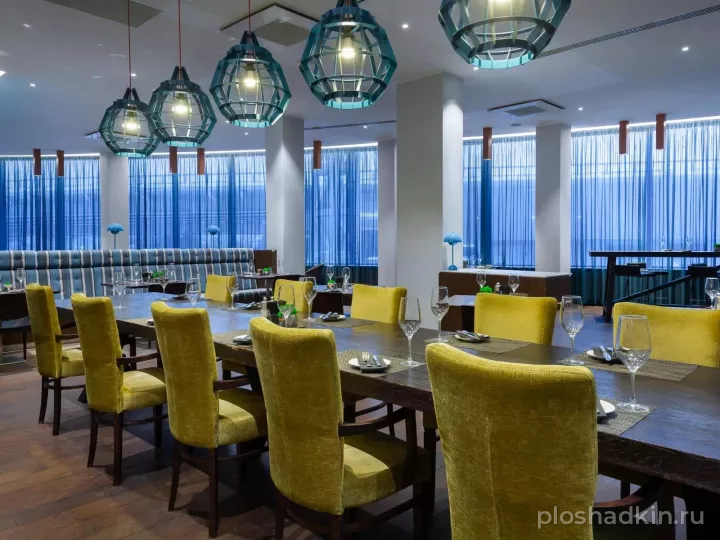 Cosmos Selection Москва Шереметьево Аэропорт (бывший Sheraton Шереметьево) — Ресторан «Стратосфера» — зал в отеле в Москве, фото 2